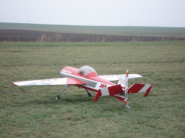 Download YAK55M000290 (640Wx479H)
