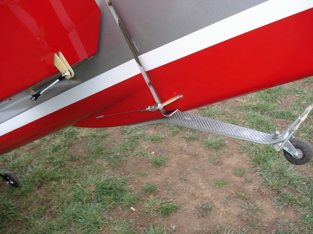 Download YAK55M000300 (640Wx479H)