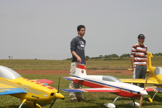 Download LAC000130 (640Wx427H)