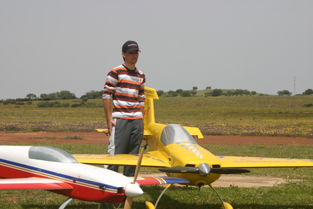 Download LAC000140 (640Wx427H)