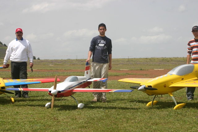 Download LAC000170 (640Wx427H)