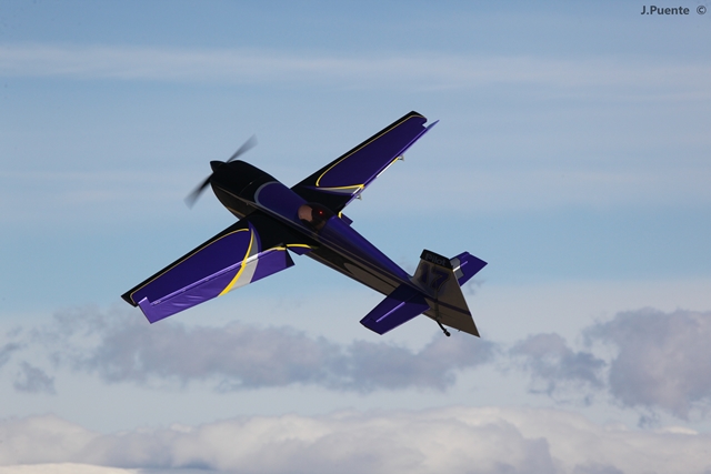 Download MEM2011-001830 (640Wx427H)