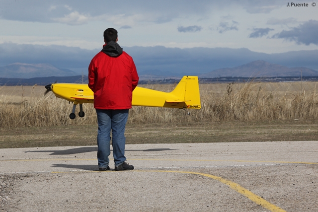 Download MEM2011-005250 (640Wx427H)