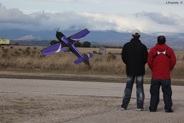 Download MEM2011-006010 (640Wx427H)