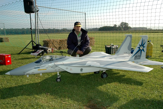 Download MFS000140 (640Wx426H)