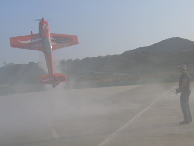 Download RIC000080 (640Wx480H)