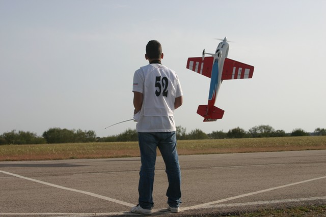 Download bellota2000070 (640Wx427H)